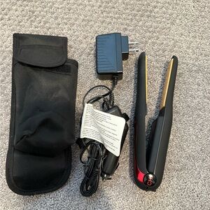CHI Hair Straightener with Accessories